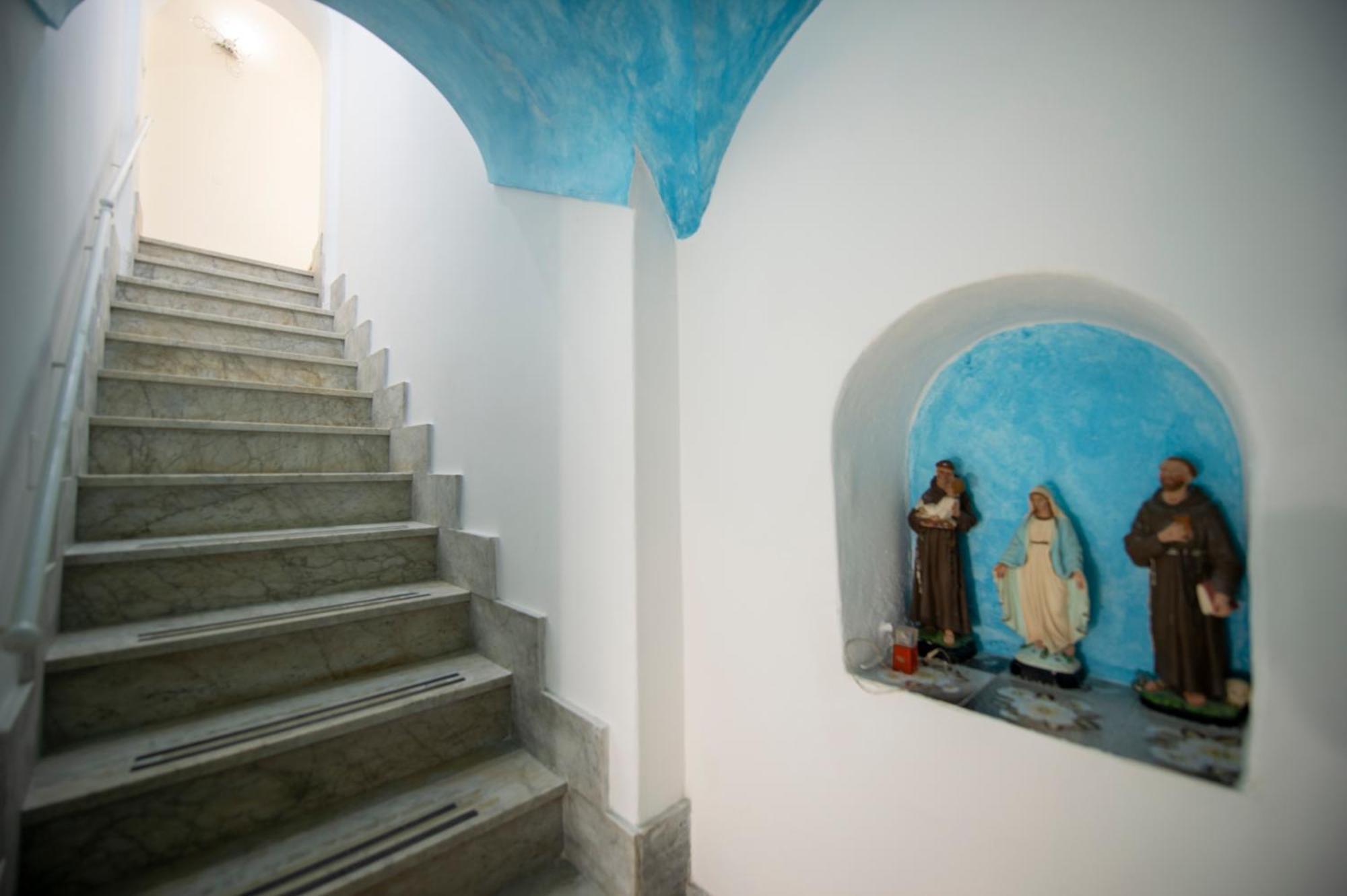 Amore Rentals - Casa Barbera A Позитано Экстерьер фото